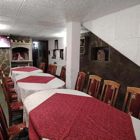 бащин дом Affittacamere Apriltsi (Lovech)