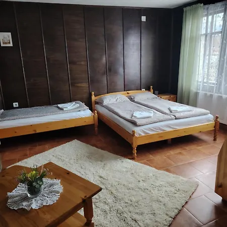 Affittacamere бащин дом *