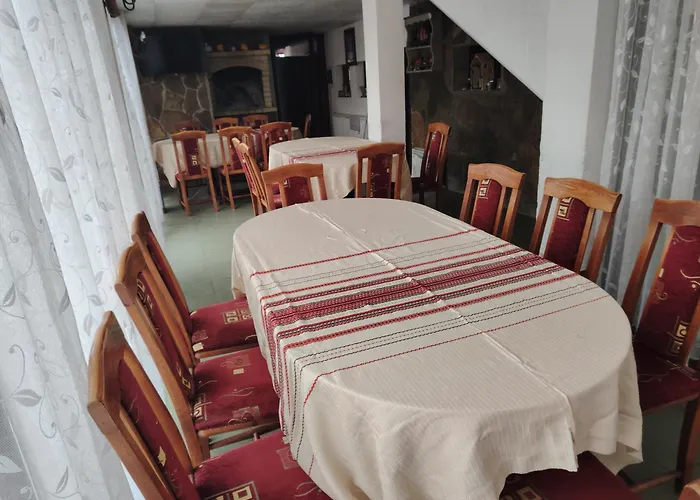 게스트하우스 бащин дом 아프릴치