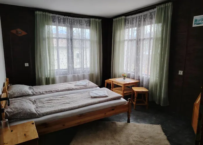 бащин дом Pensjonat Apriłci