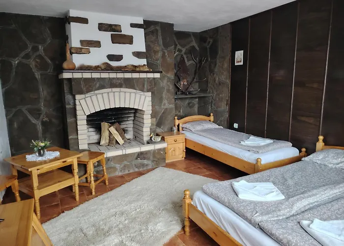 бащин дом Apriłci